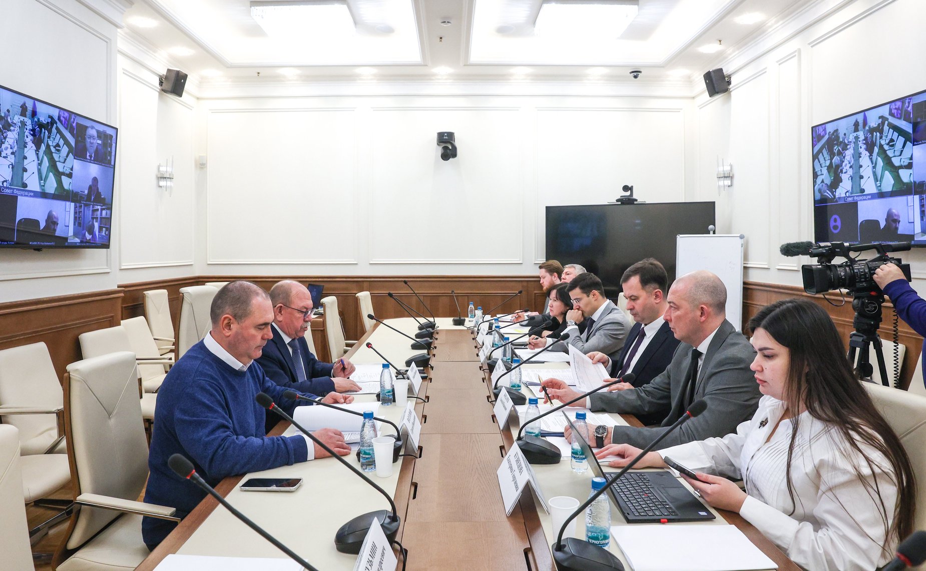 Совещание Комитета СФ по аграрно-продовольственной политике и природопользованию «Об обеспечении снижения объема сбросов неочищенных сточных вод в рамках реализации государственных программ Российской Федерации»