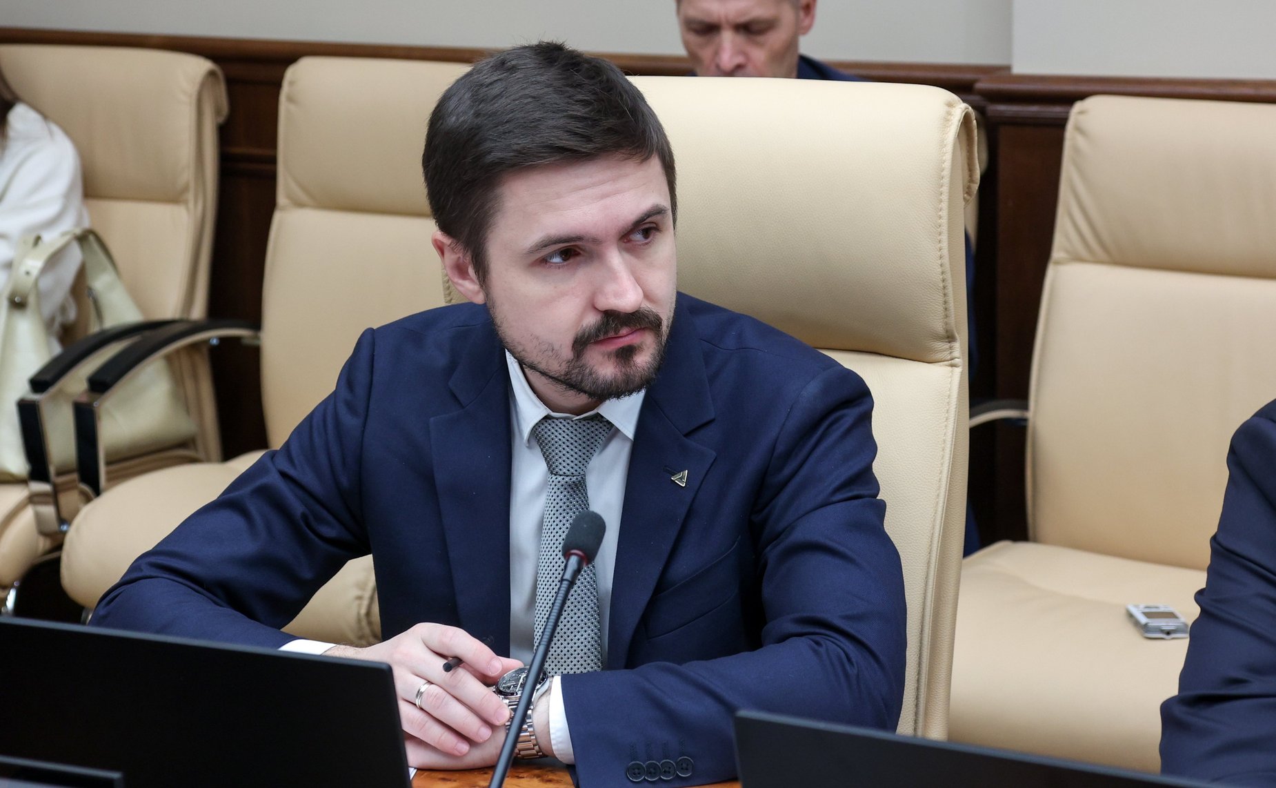 Круглый стол Комитета Совета Федерации по экономической политике «Локализация производства автомобилей в Российской Федерации: проблемы и пути решения»