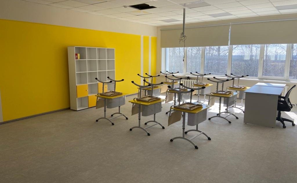 Елена Шумилова в рамках поездки в регион проконтролировала ход капитального ремонта образовательных объектов