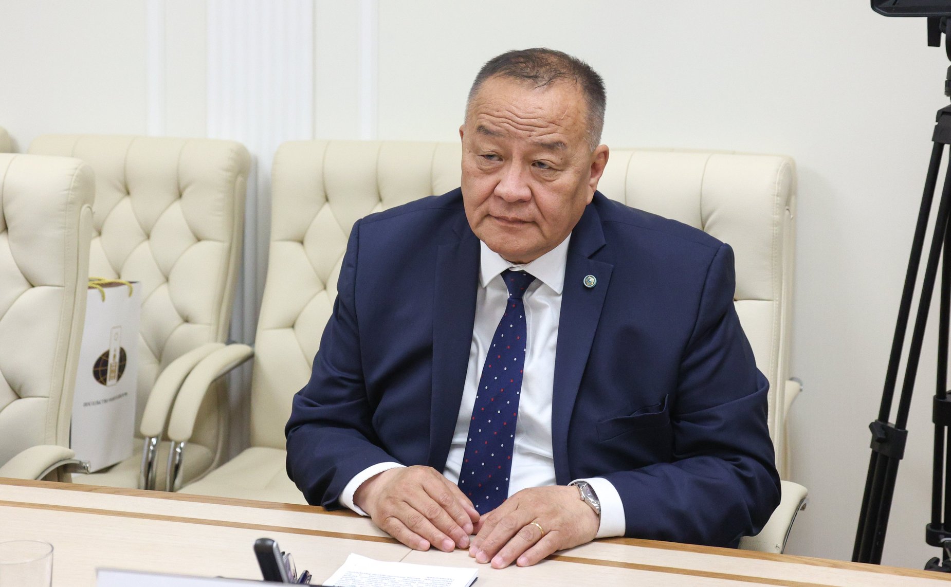 Константин Косачев провел встречу с Чрезвычайным и Полномочным Послом Монголии в Российской Федерации Дуламсурэнгийн Давой