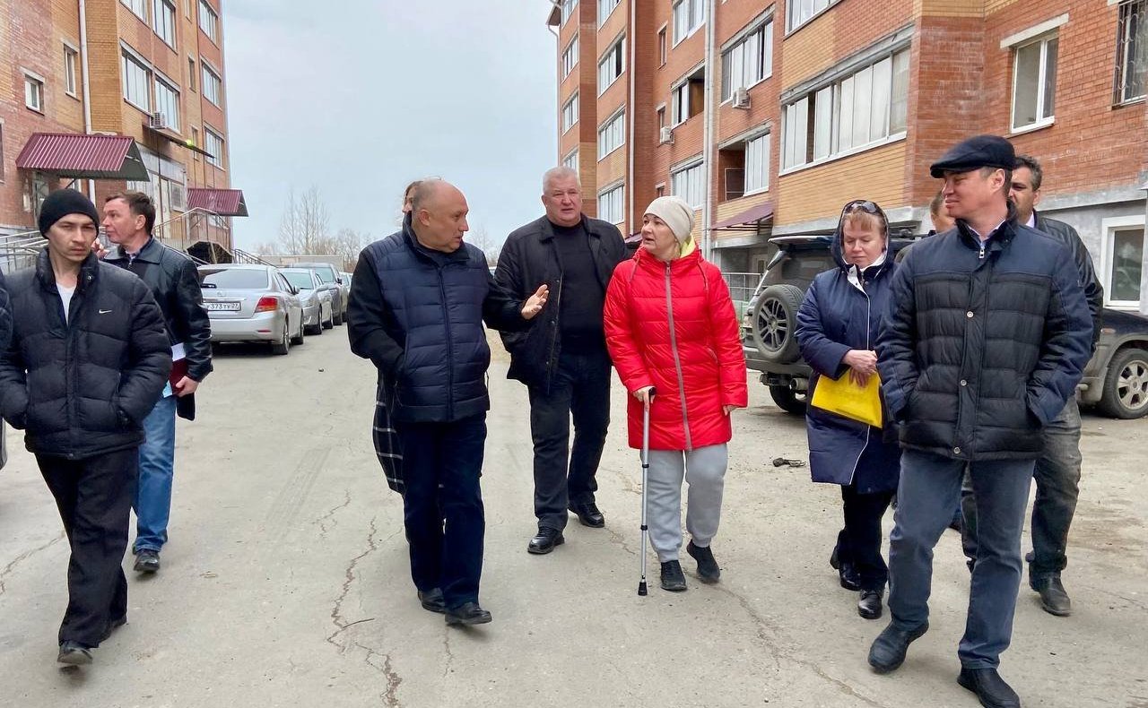 Андрей Базилевский встретился с жителями комплекса в с. Мирное Хабаровского района