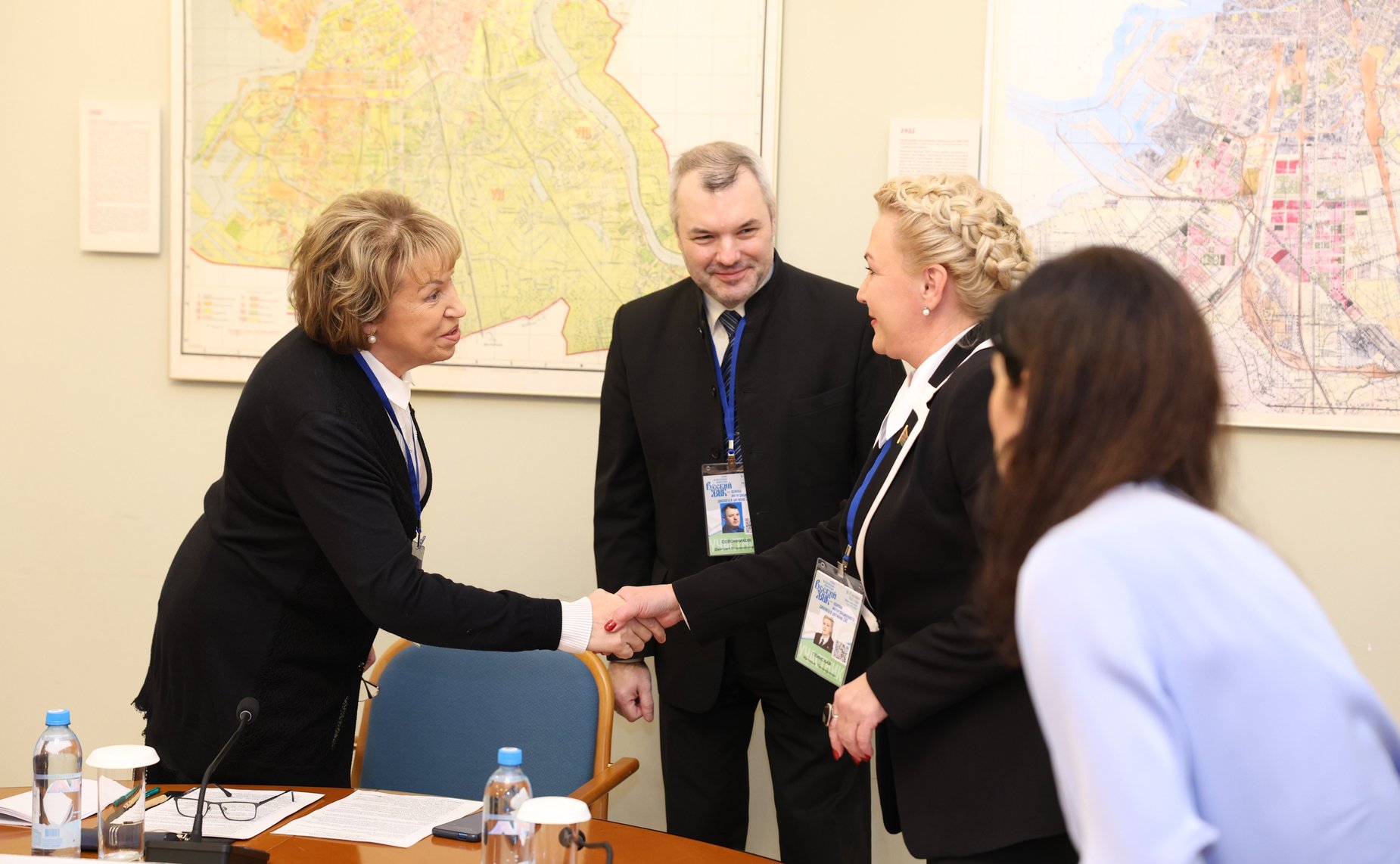 Сенаторы приняли участие в круглом столе на тему «Образовательные мосты: университеты и языковые центры как важный фактор продвижения русского языка за рубежом»