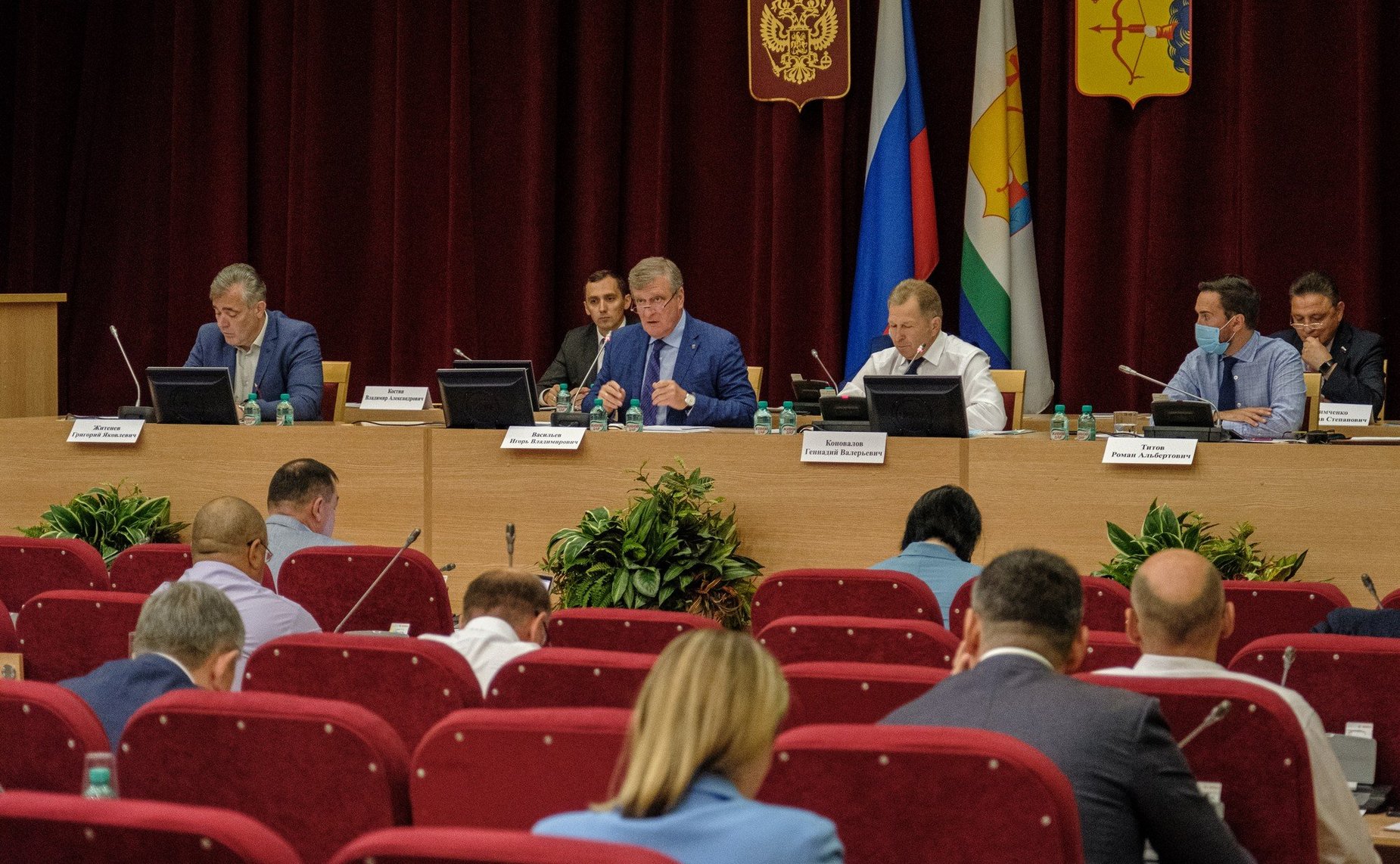 Вячеслав Тимченко принял участие в пленарном заседании регионального Законодательного Собрания