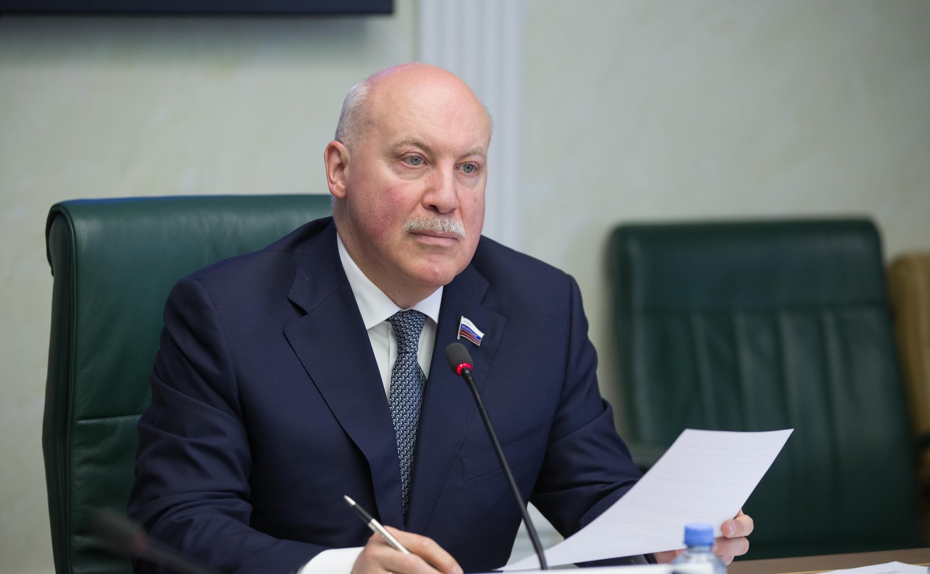 Д. Мезенцев