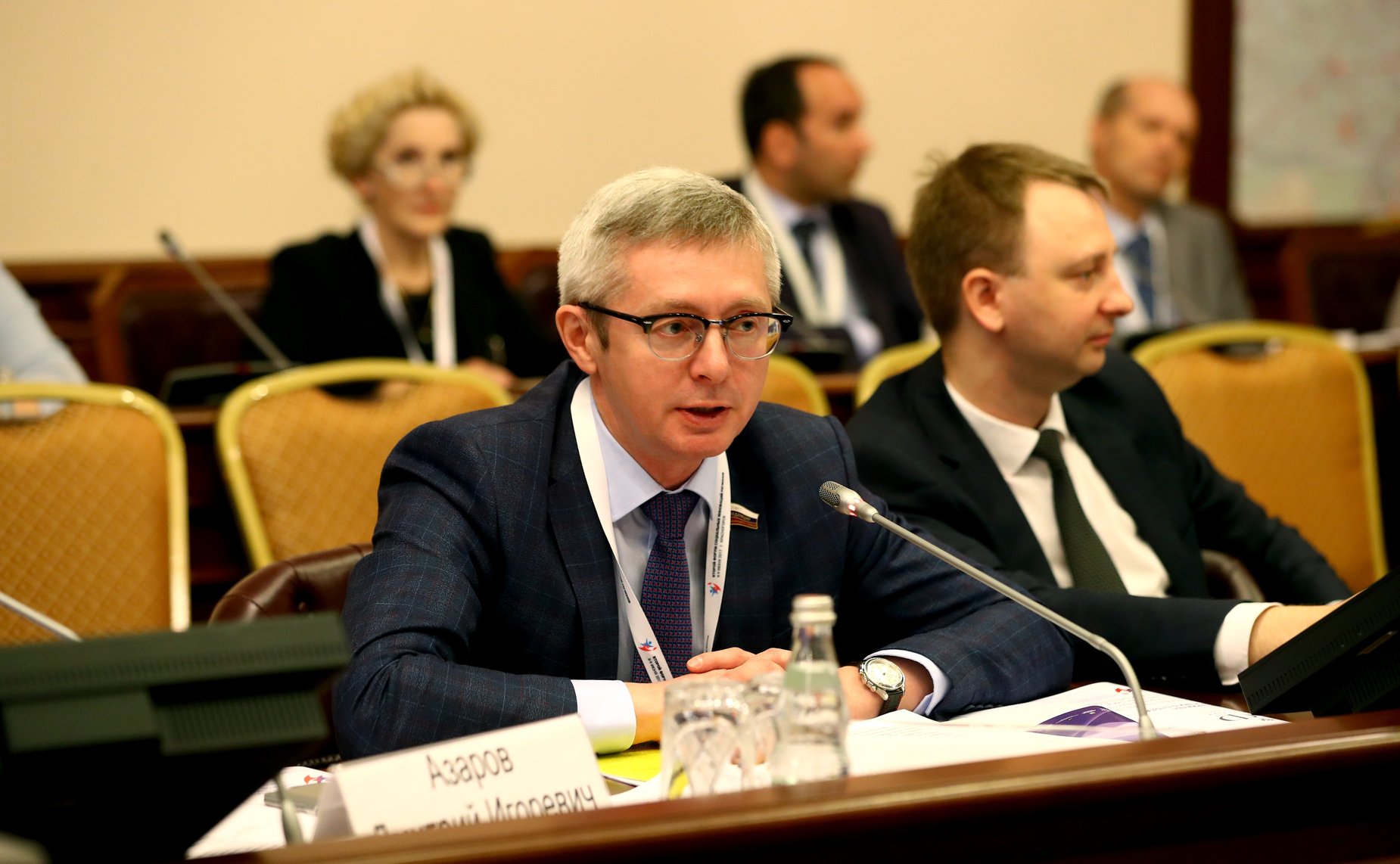 О. Казаковцев