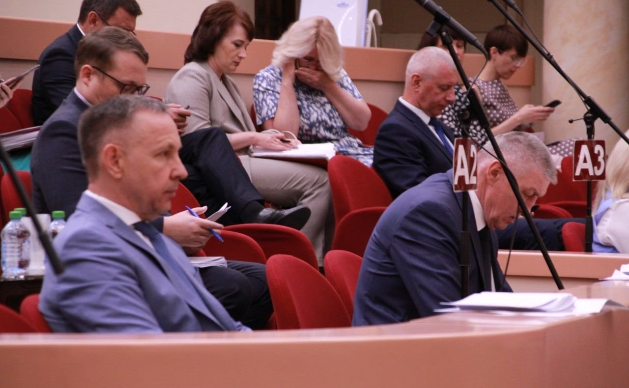 Олег Алексеев в ходе работы в регионе принял участие в заседании Саратовской областной Думы