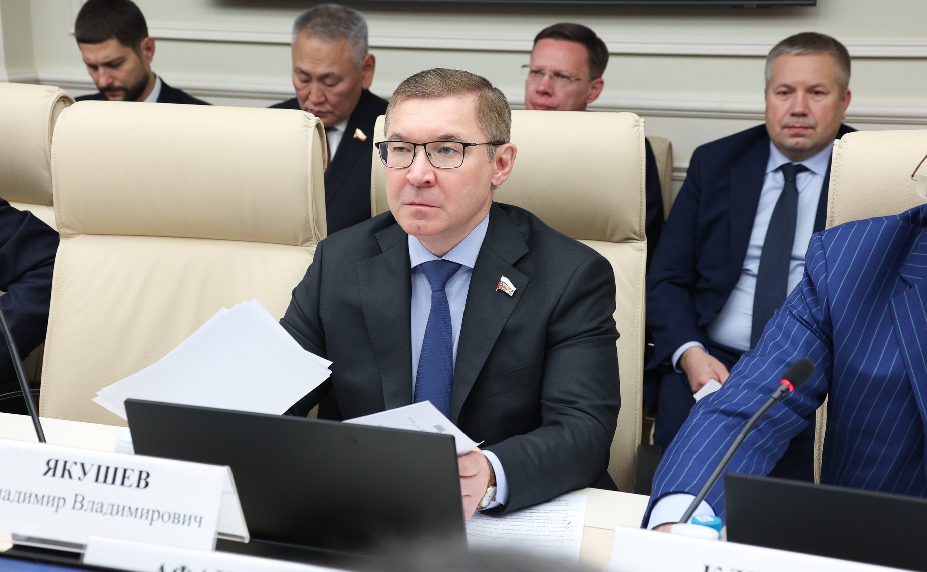Владимир Якушев