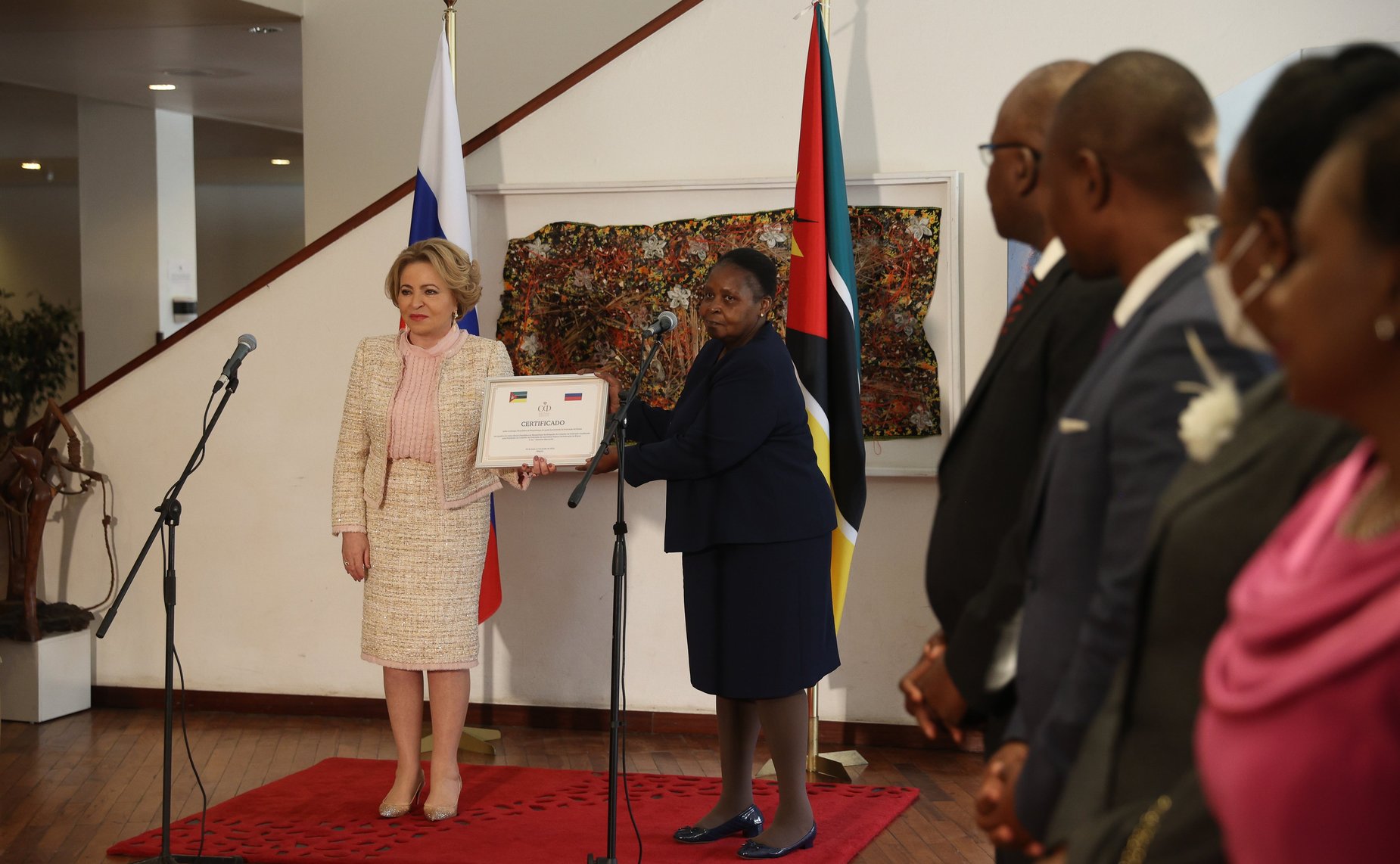 Церемония передачи благотворительной помощи