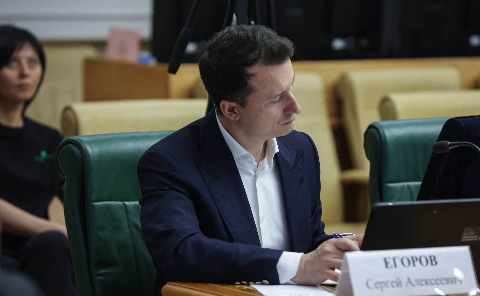 Круглый стол Комитета Совета Федерации по конституционному законодательству и государственному строительству на тему «Административная ответственность за нарушения в сфере миграции»