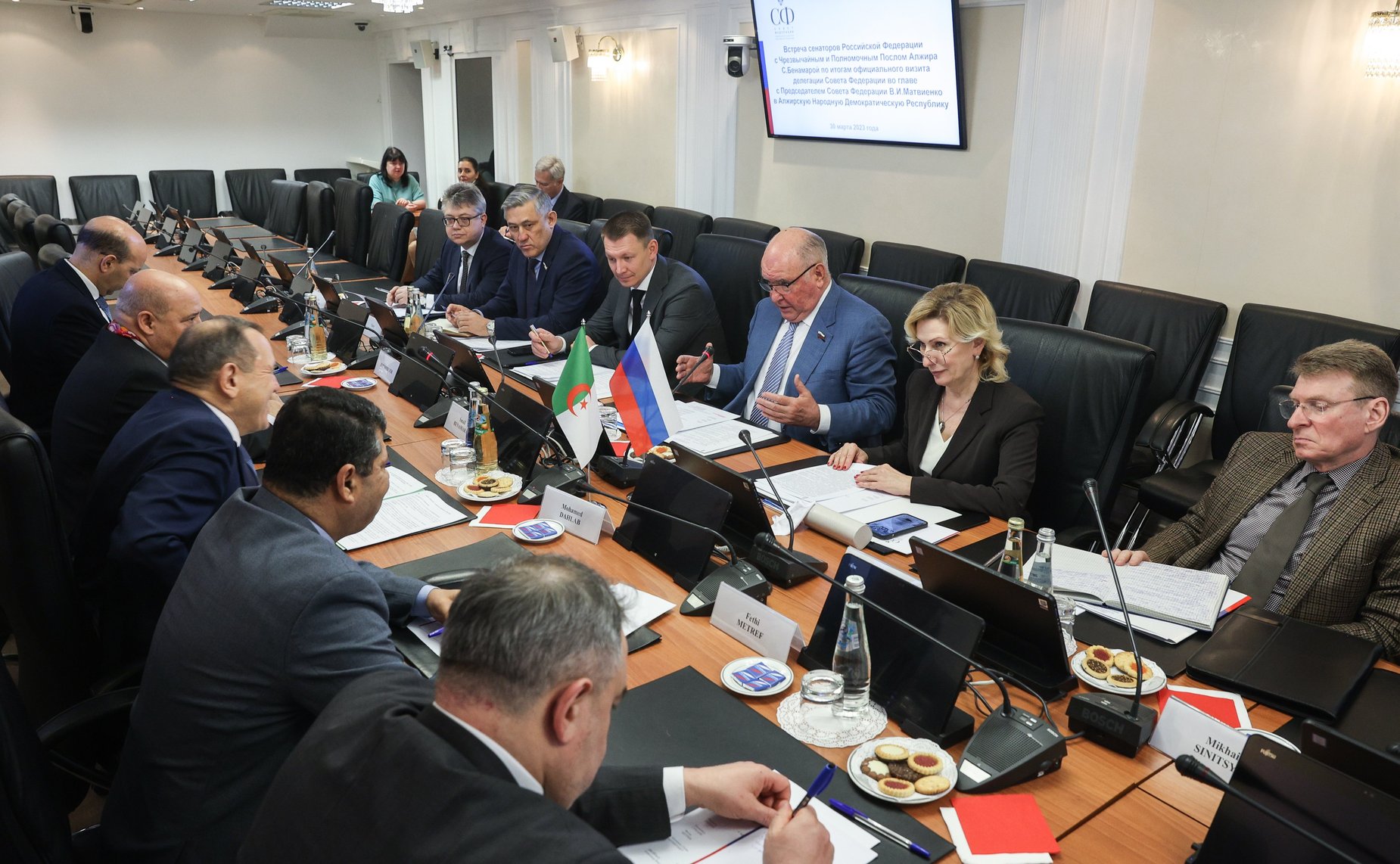 Встреча сенаторов РФ с Чрезвычайным и Полномочным Послом Алжира в Российской Федерации
