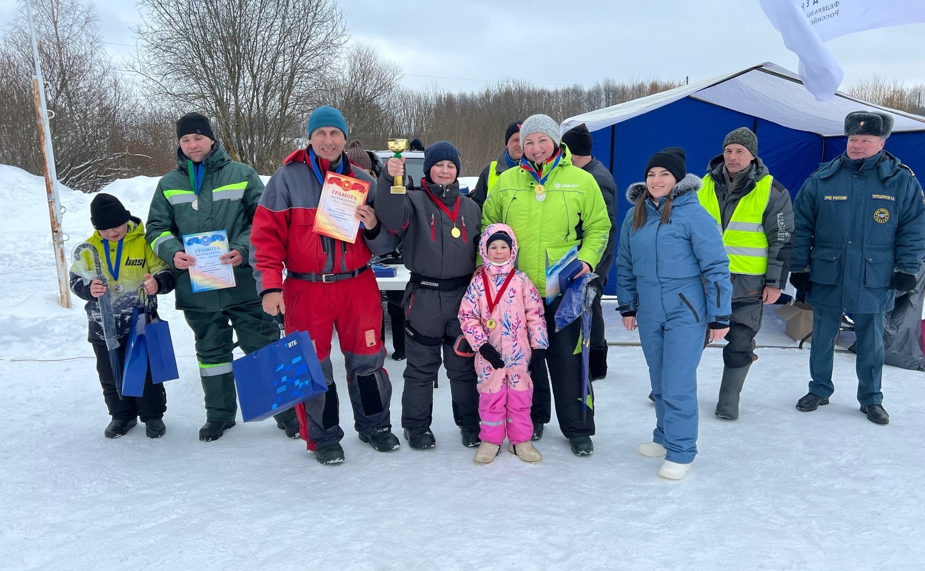 В Смоленской области состоялся Фестиваль по подледной ловле рыбы на мормышку «Золотая рыбка»