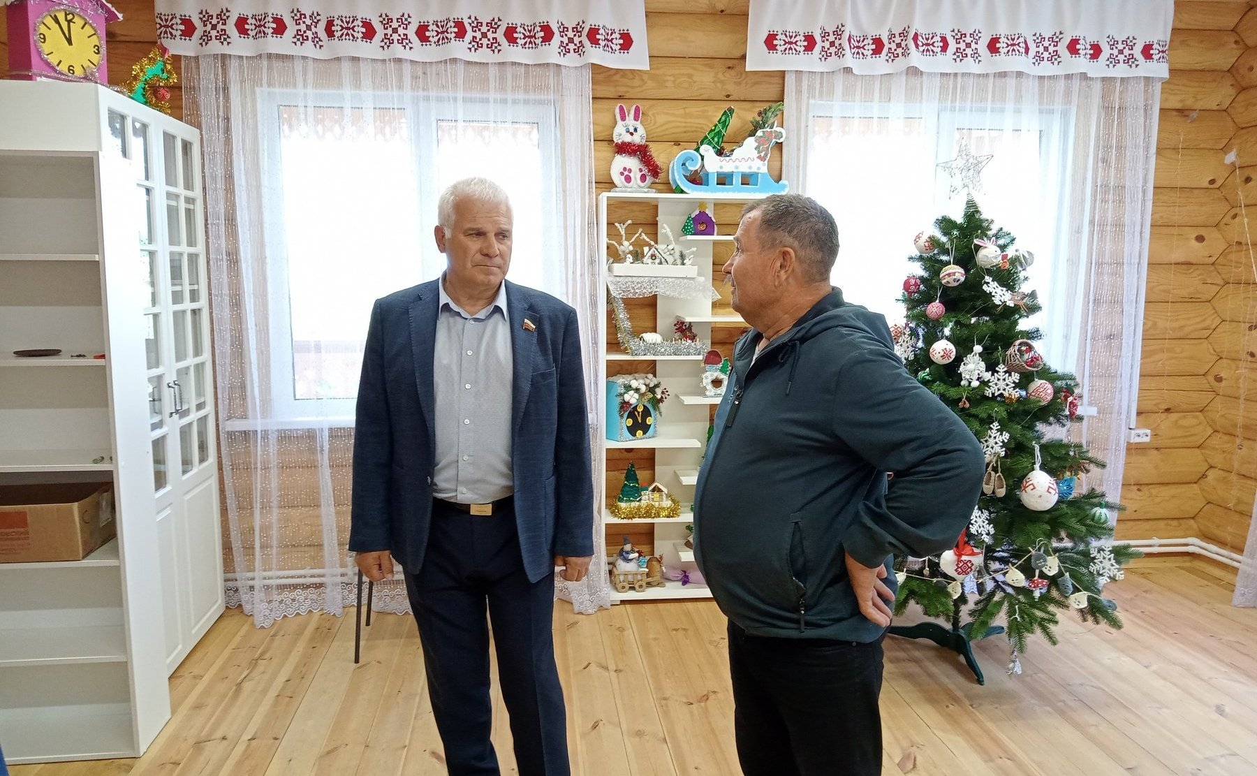 Сергей Мартынов ознакомился с ходом модернизации туристического объекта региона – резиденцией марийского Деда Мороза Йушто Кугыза