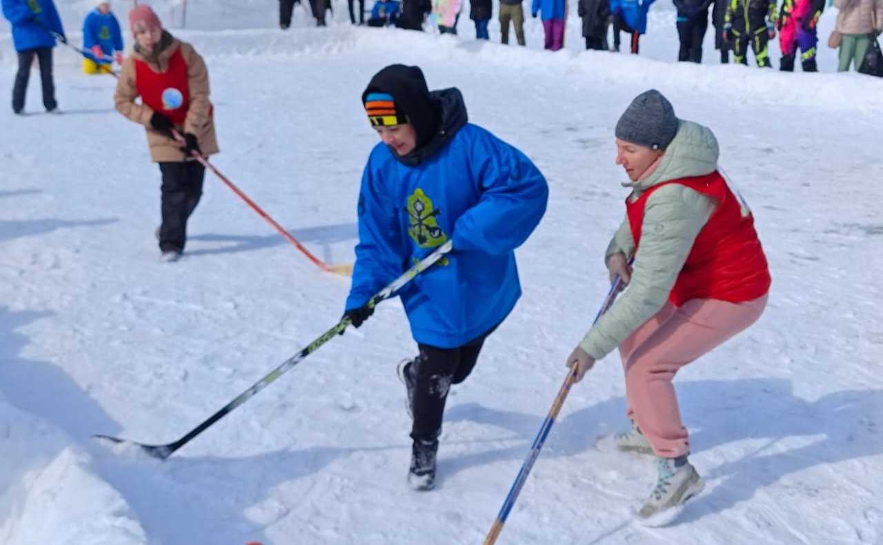 Районные соревнования «Хоккей в валенках» прошли в 14 муниципалитетах Сахалинской области