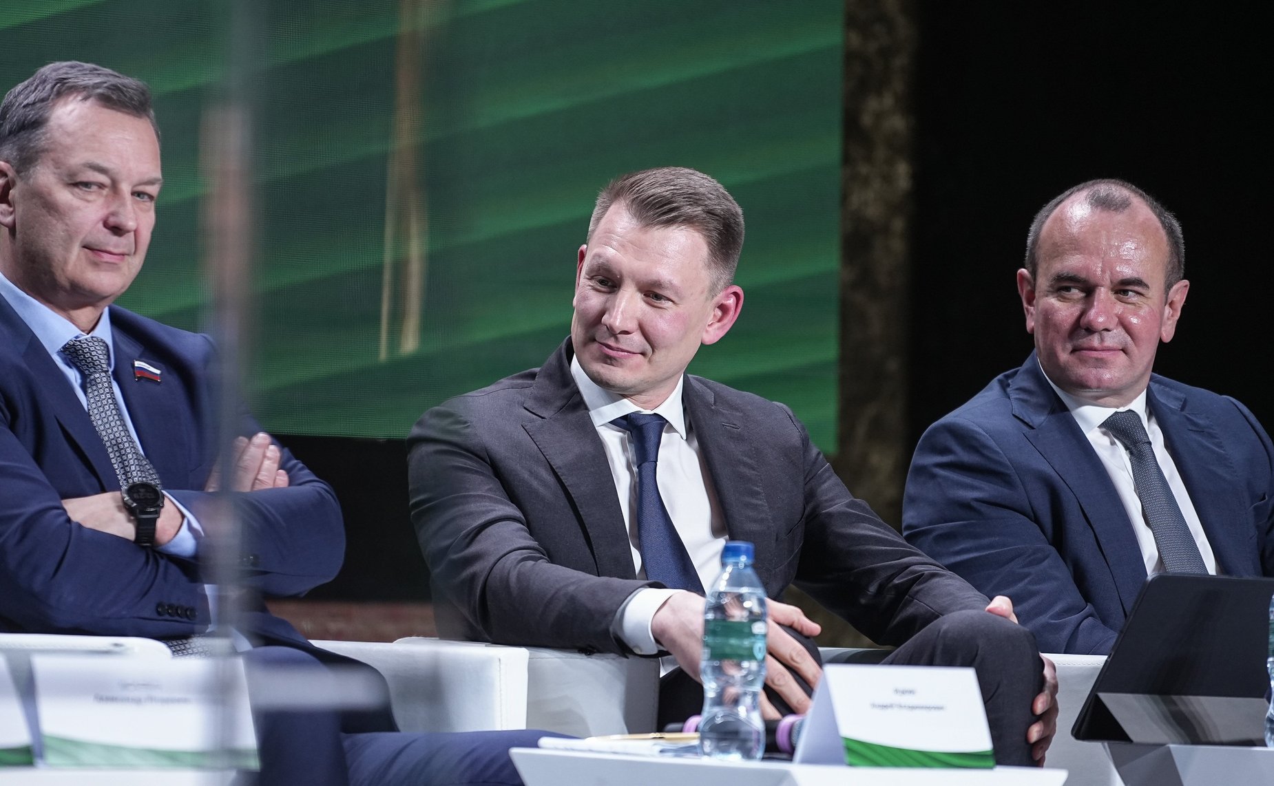 Сенаторы приняли участие в первой федеральной конференции «Малому бизнесу – большую полку» в Санкт-Петербурге