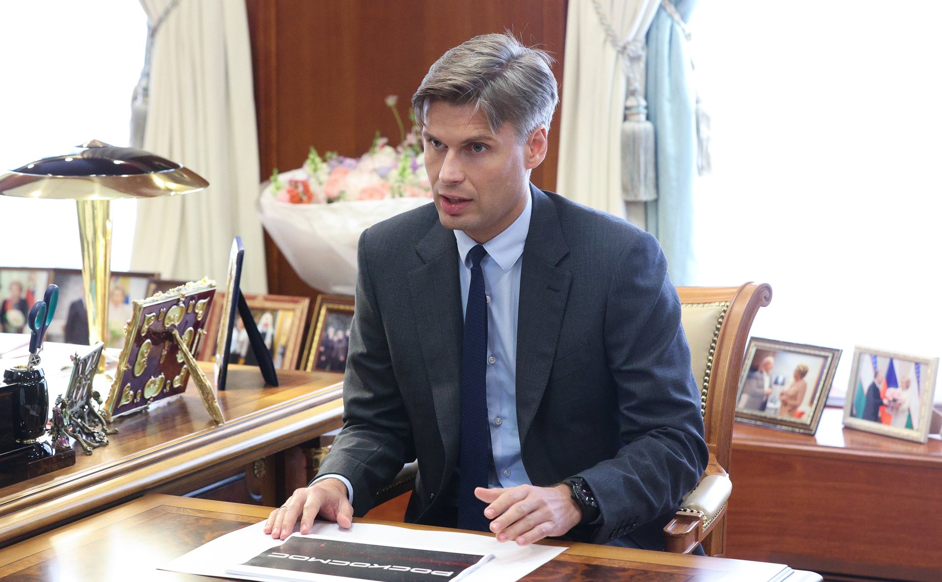 Встреча Председателя Совета Федерации Валентины Матвиенко с генеральным директором госкорпорации «Роскосмос» Дмитрием Бакановым
