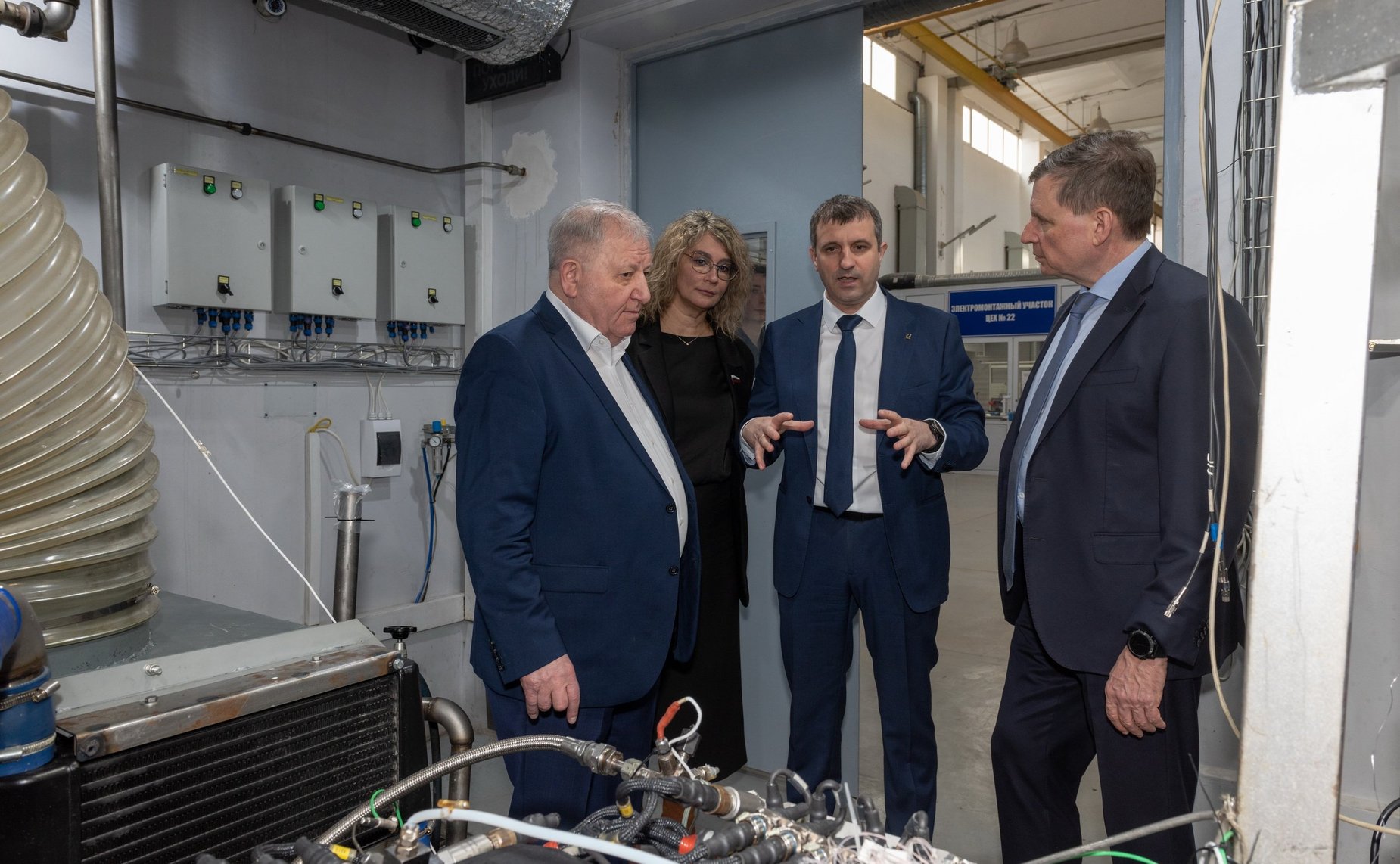 Сенаторы посетили Ярославский Гаврилов-Ямский машиностроительный завод «Агат»