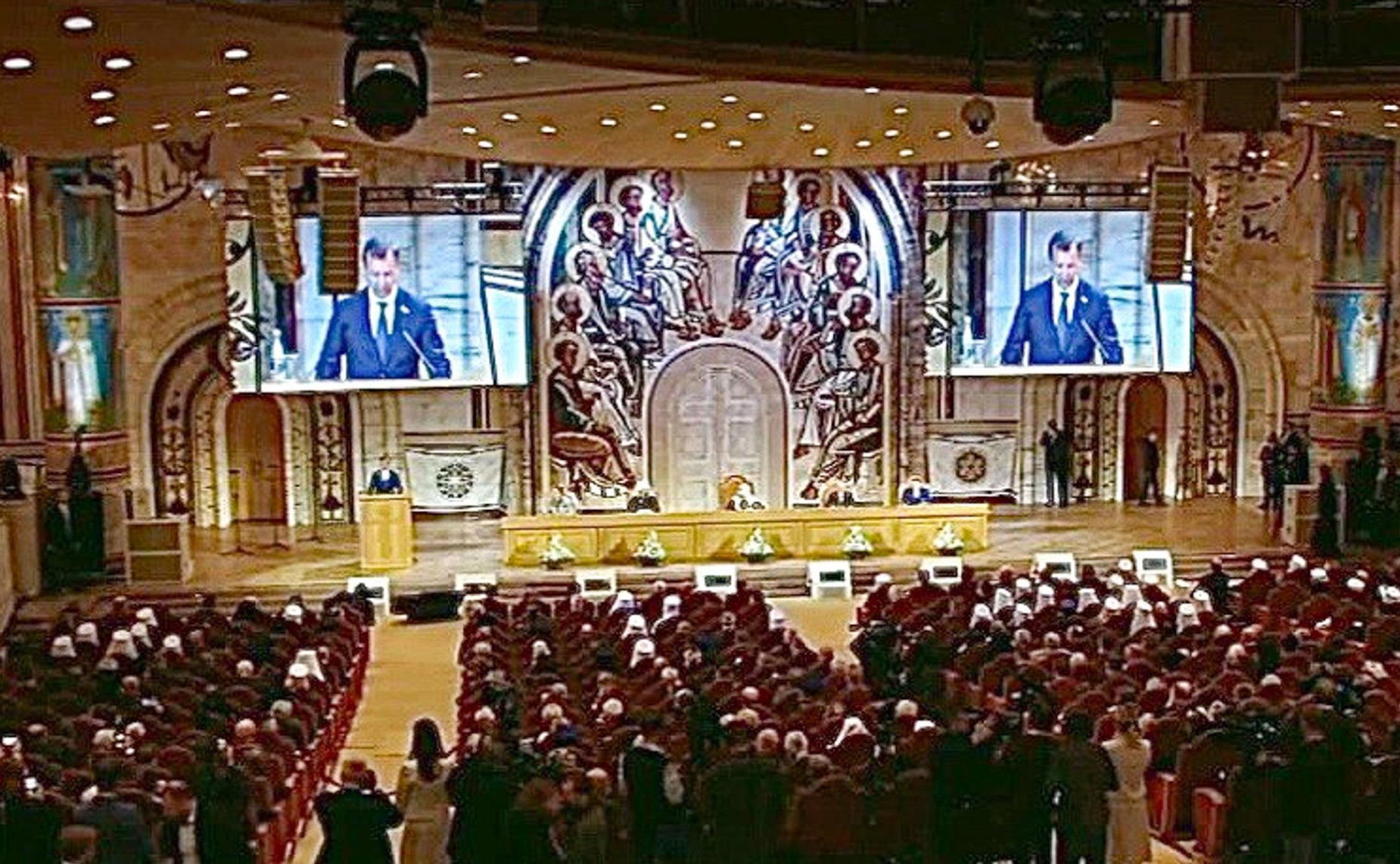 Первый заместитель Председателя Совета Федерации Андрей Яцкин выступил на пленарном заседании XXVII Всемирного Русского Народного Собора на тему «К 80-летию Победы. Защитники Отечества: военный и духовный подвиг»