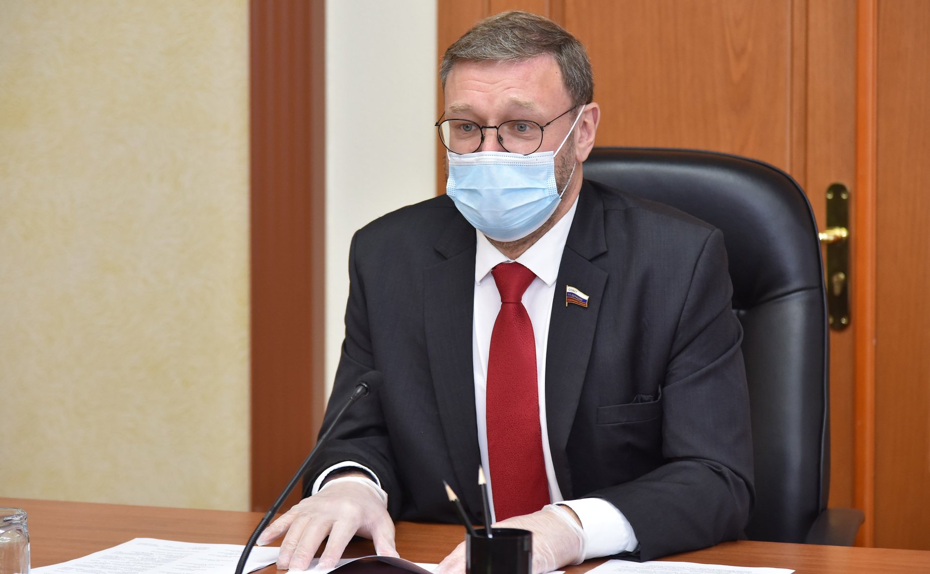 Константин Косачев в ходе работы в регионе провел встречу с главой региона Александром Евстифеевым