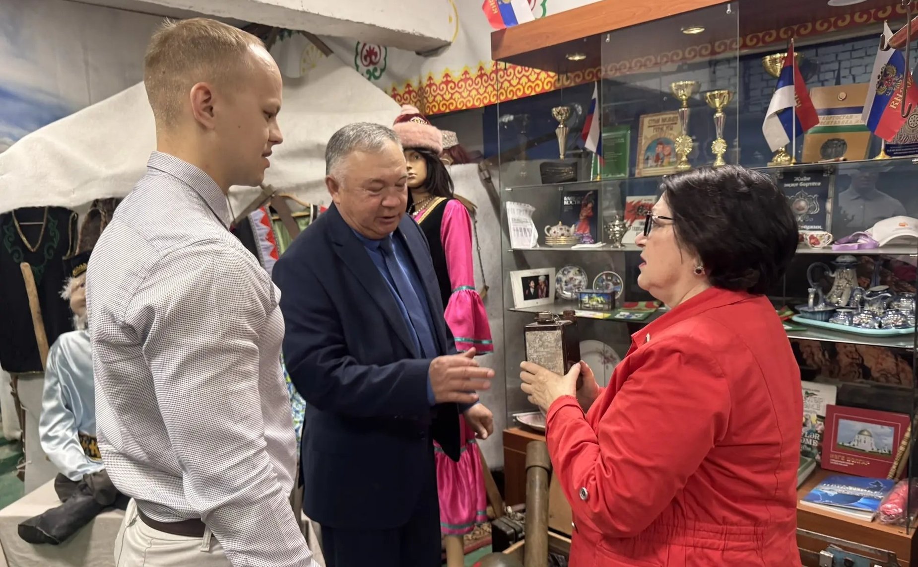 Людмила Талабаева посетила Владивостокскую татаро-башкирскую общественную организацию «Дуслык» («Дружба»)