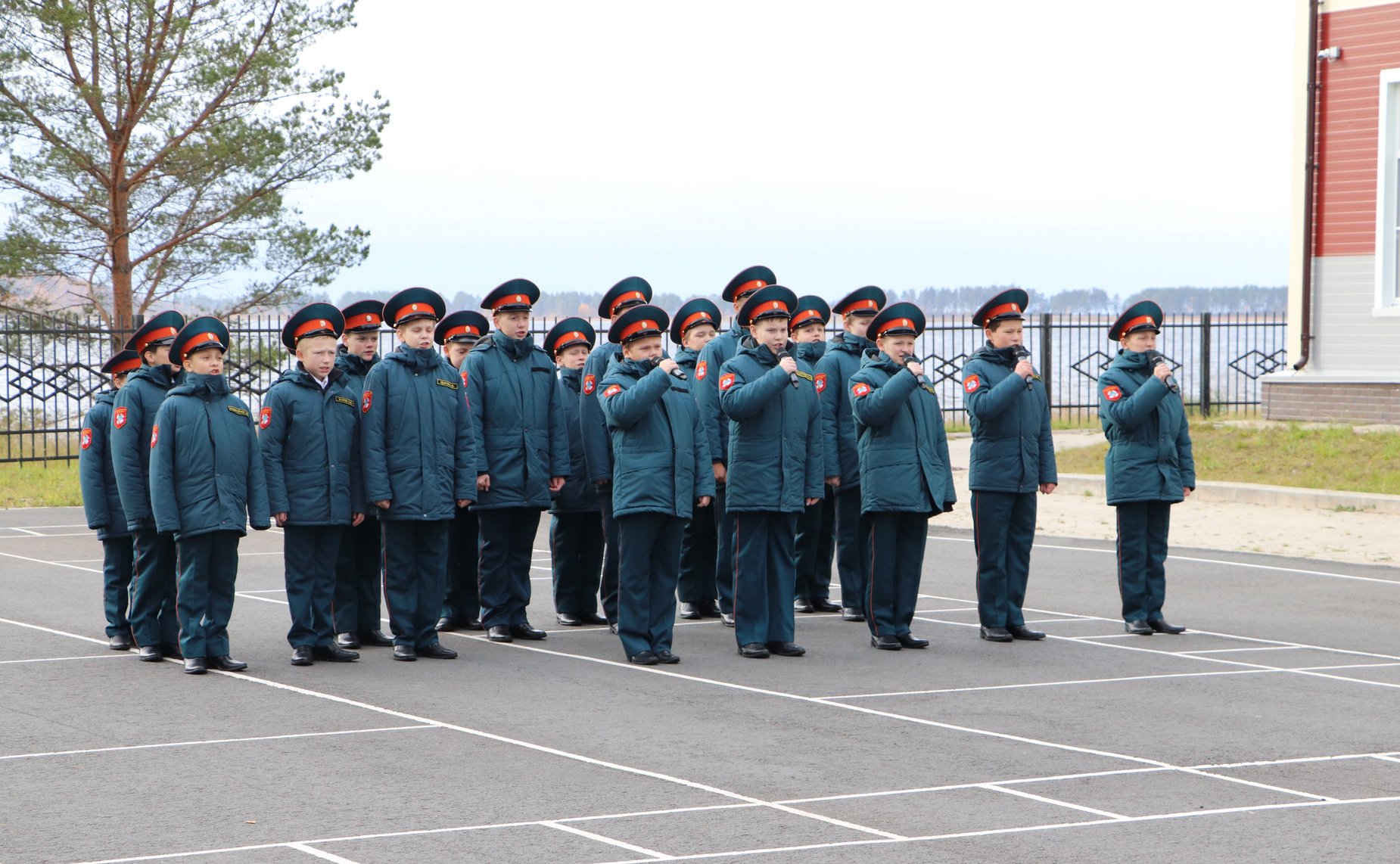Торжественная церемония приведения кадет к клятве в кадетской школе «Корабелы Прионежья»