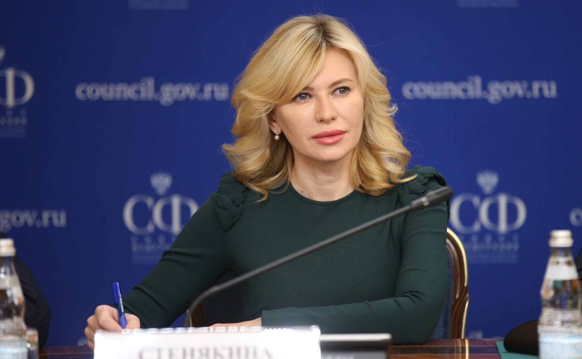 Пленарное заседание Палаты молодых законодателей при Совете Федерации