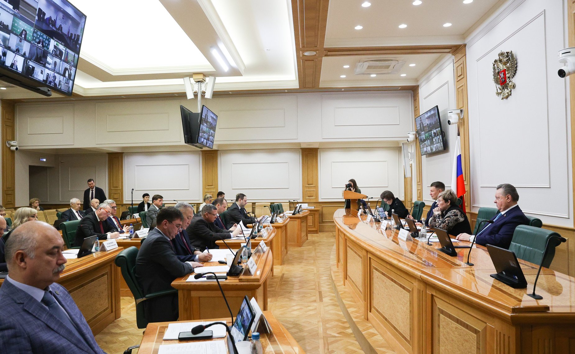 Парламентские слушания, посвященные вопросам реализации Федерального закона «О рыболовстве и сохранении водных биологических ресурсов» в части перезаключения договоров пользования рыболовными участками