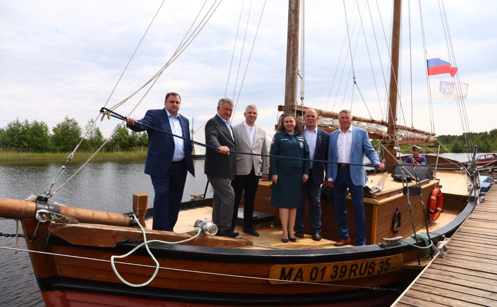 Юрий Воробьев и заместитель Председателя Совета Республики Национального собрания Республики Беларусь Валерий Бельский приняли участие в мероприятиях каникулярной профориентационной школы «За безопасность!»