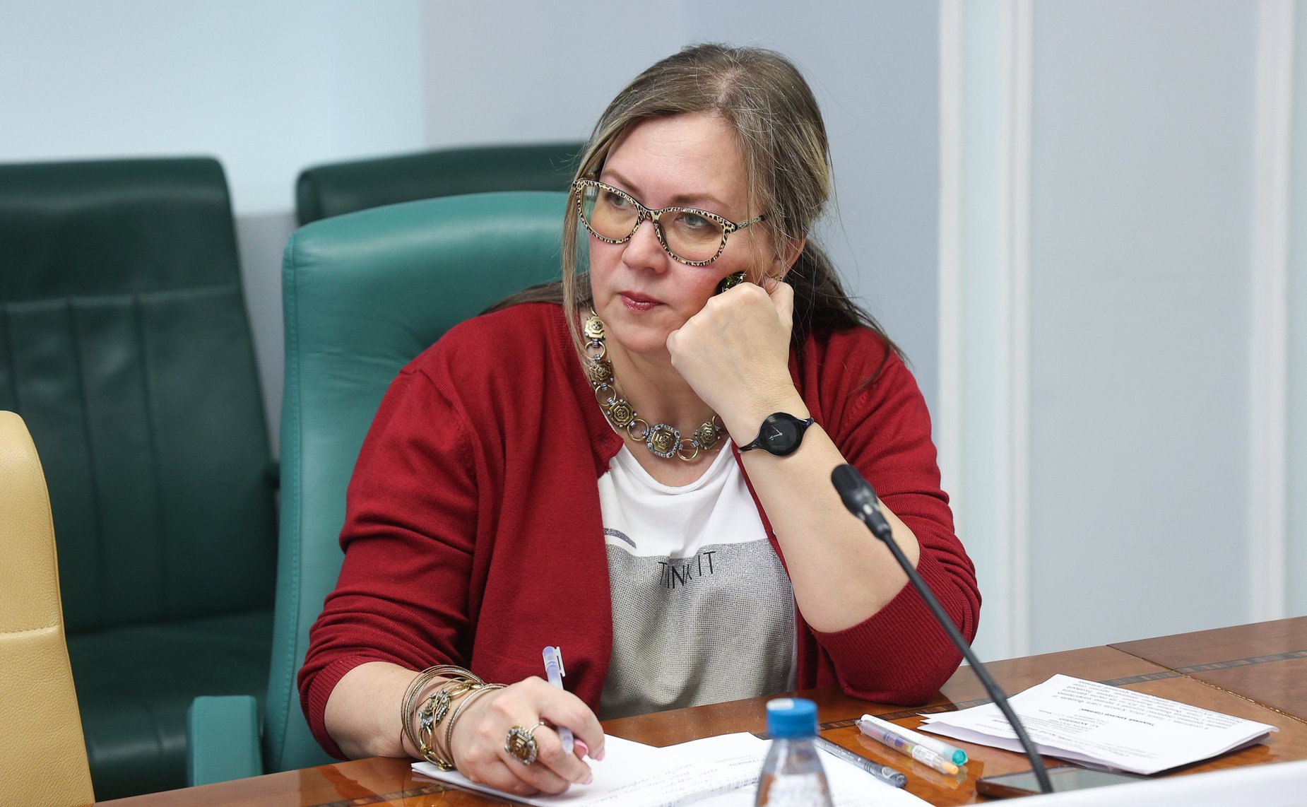 Круглый стол на тему «Индустрия красоты как драйвер развития креативной экономики. Продвижение национальной идентичности и развитие инноваций»