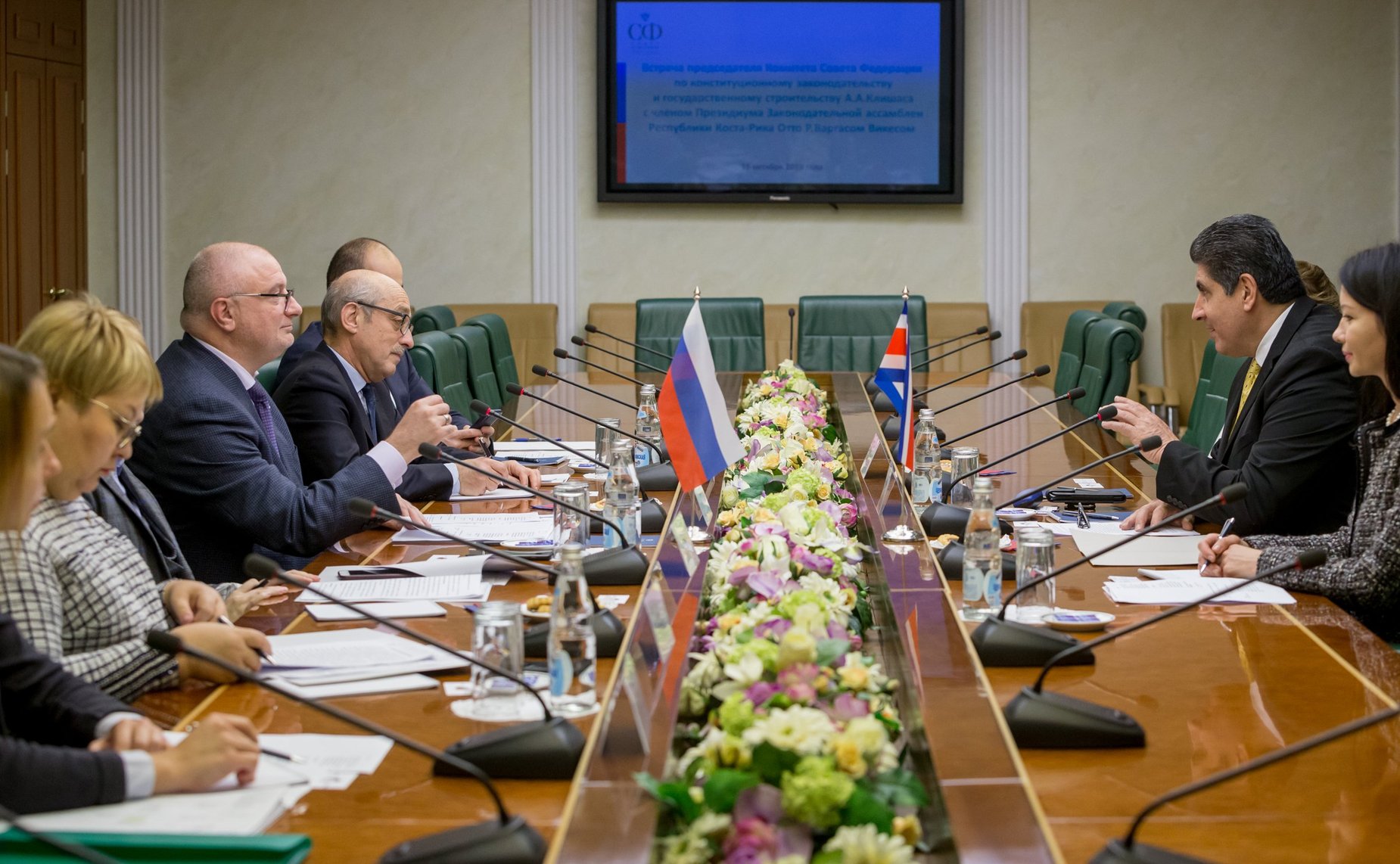 Встреча А. Клишаса с членом Президиума Законодательной ассамблеи Республики Коста-Рика Отто Р. Варгасом Викесой