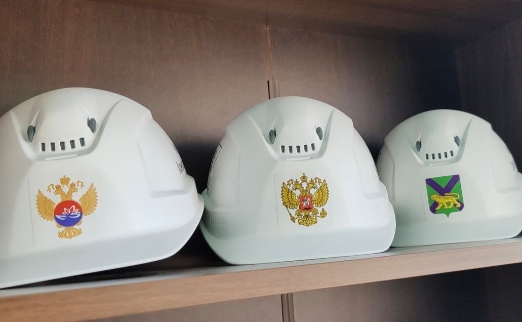 Александр Ролик в ходе региональной недели побывал на строящихся объектах пилотной площадки Инновационного научно-технологического центра «Русский» (ИНТЦ)