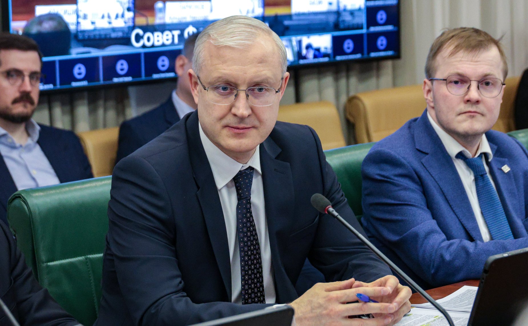 Круглый стол на тему «О реализации проектов по строительству индивидуальных жилых домов по договорам строительного подряда с использованием счетов эскроу»