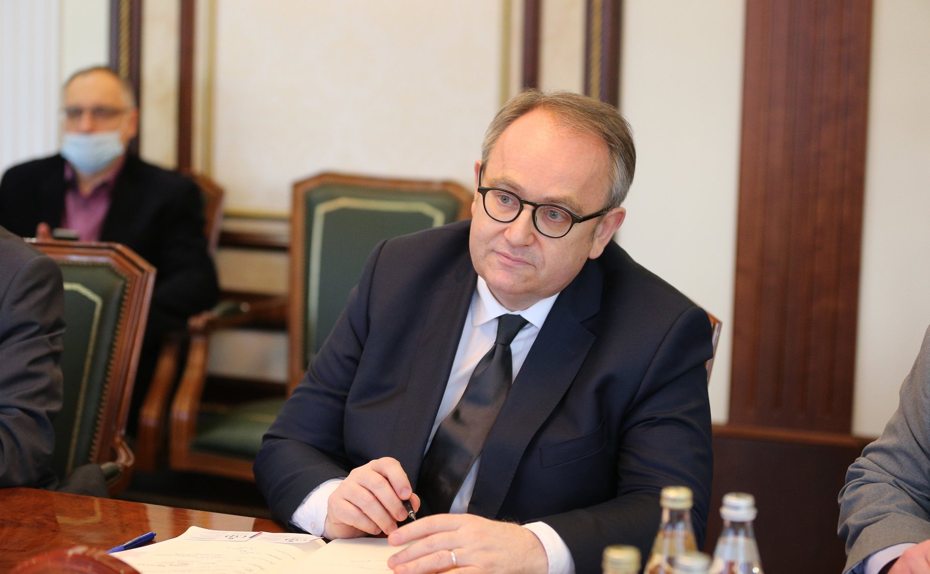 Встреча председателя Комитета СФ по международным делам Григория Карасина с членом Сената Французской Республики, заместителем руководителя делегации Франции в ПА ОБСЕ Жан–Ивом Леконтом