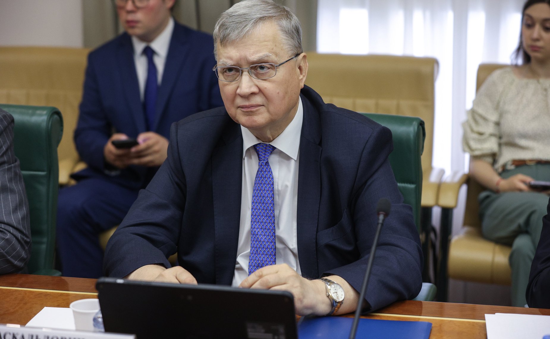 Заседание Комиссии СФ по защите государственного суверенитета и предотвращению вмешательства во внутренние дела Российской Федерации