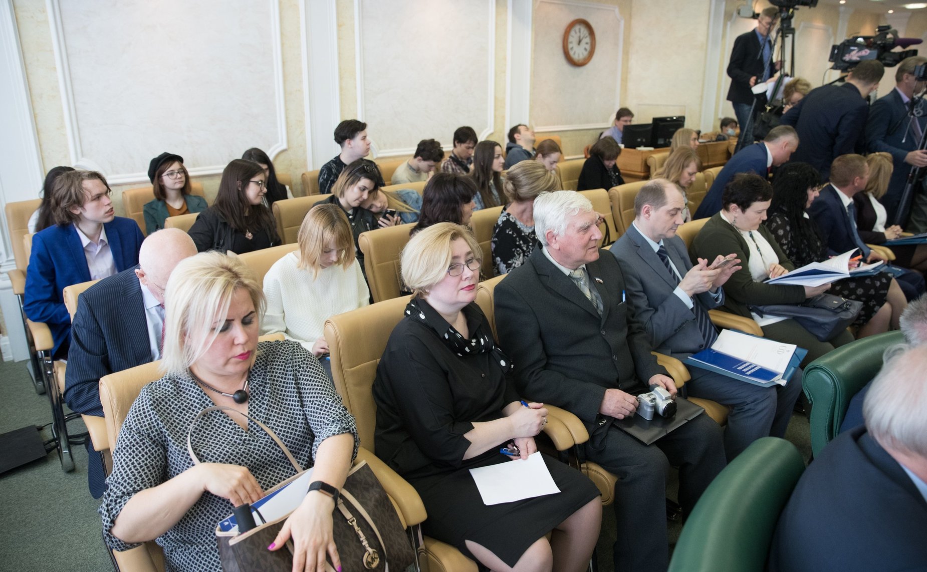 Парламентские слушания на тему «Условия и механизмы реализации государственной культурной политики: региональный опыт»