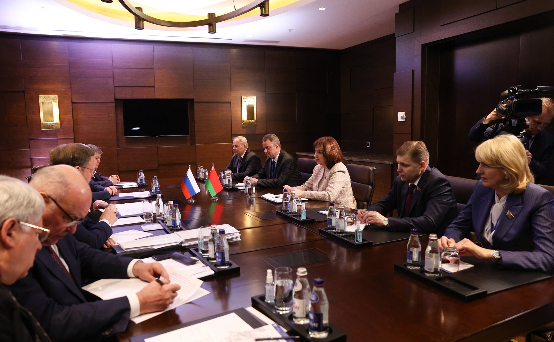 Встреча Председателя Совета МПА СНГ, Председателя СФ Валентины Матвиенко с Председателем Совета Республики Национального Собрания Республики Беларусь Натальей Кочановой