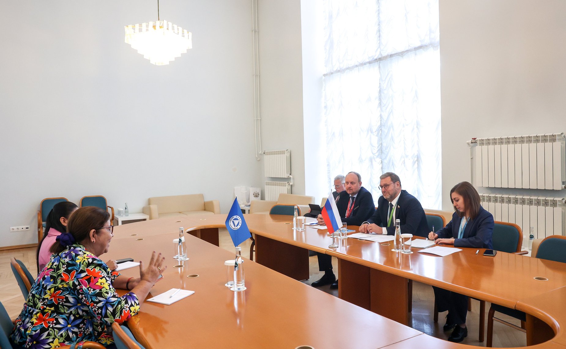 Встреча Константина Косачева с представителями Центральноамериканского парламента (ПАРЛАСЕН) Лиссет АРИАС и Аидой Бланко