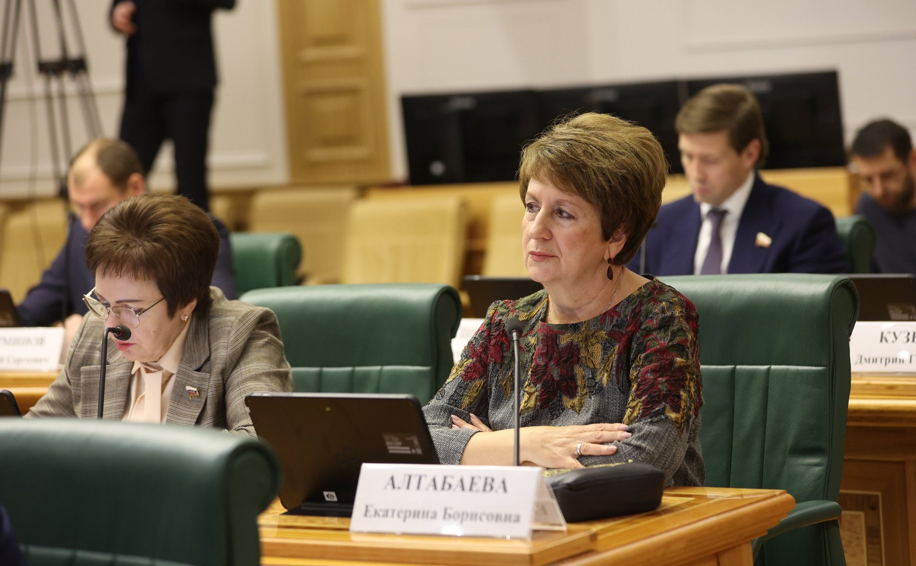 «Открытый диалог» с руководителем Федеральной службы по экологическому, технологическому и атомному надзору Александром Трембицким