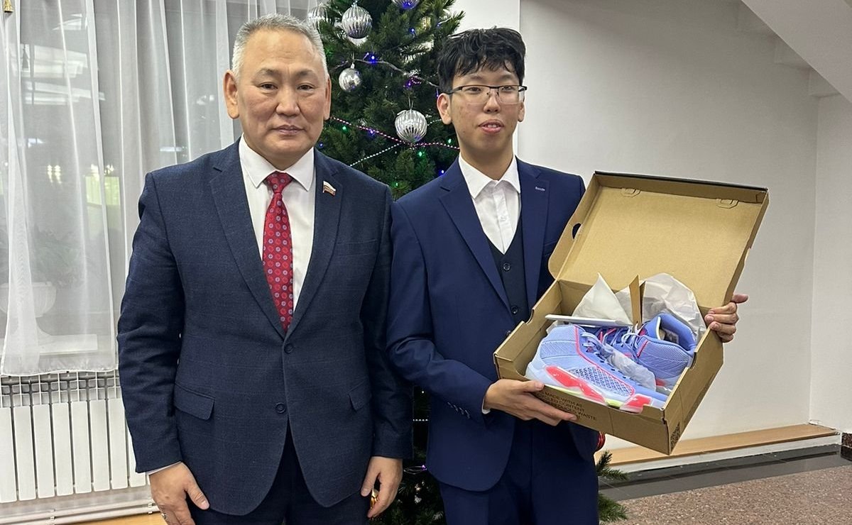 Сахамин Афанасьев исполнил новогоднюю мечту своего земляка