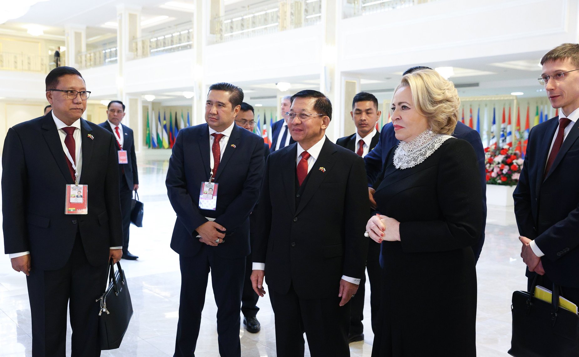 Валентина Матвиенко провела встречу с Премьер-министром Республики Союз Мьянма Мин Аун Хлайном