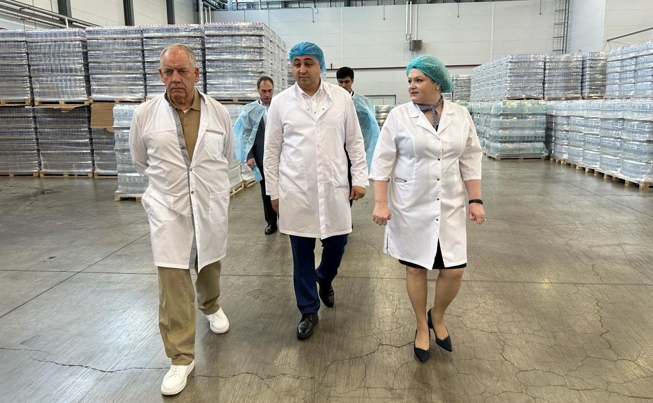 Сергей Митин в рамках парламентского контроля посетил места добычи и упаковки минеральной питьевой воды в Северо-Кавказском федеральном округе