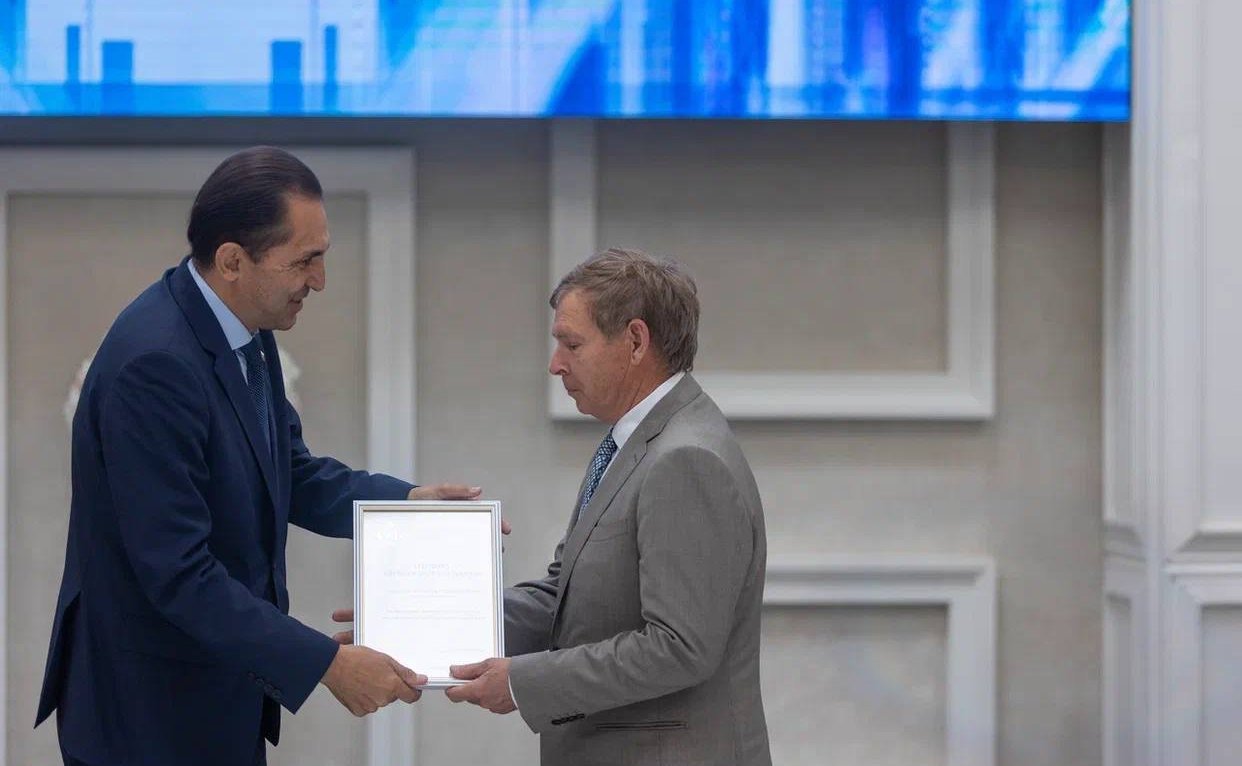 Андрей Хапочкин принял участие в торжественном мероприятии, посвященном Дню работников строительной отрасли