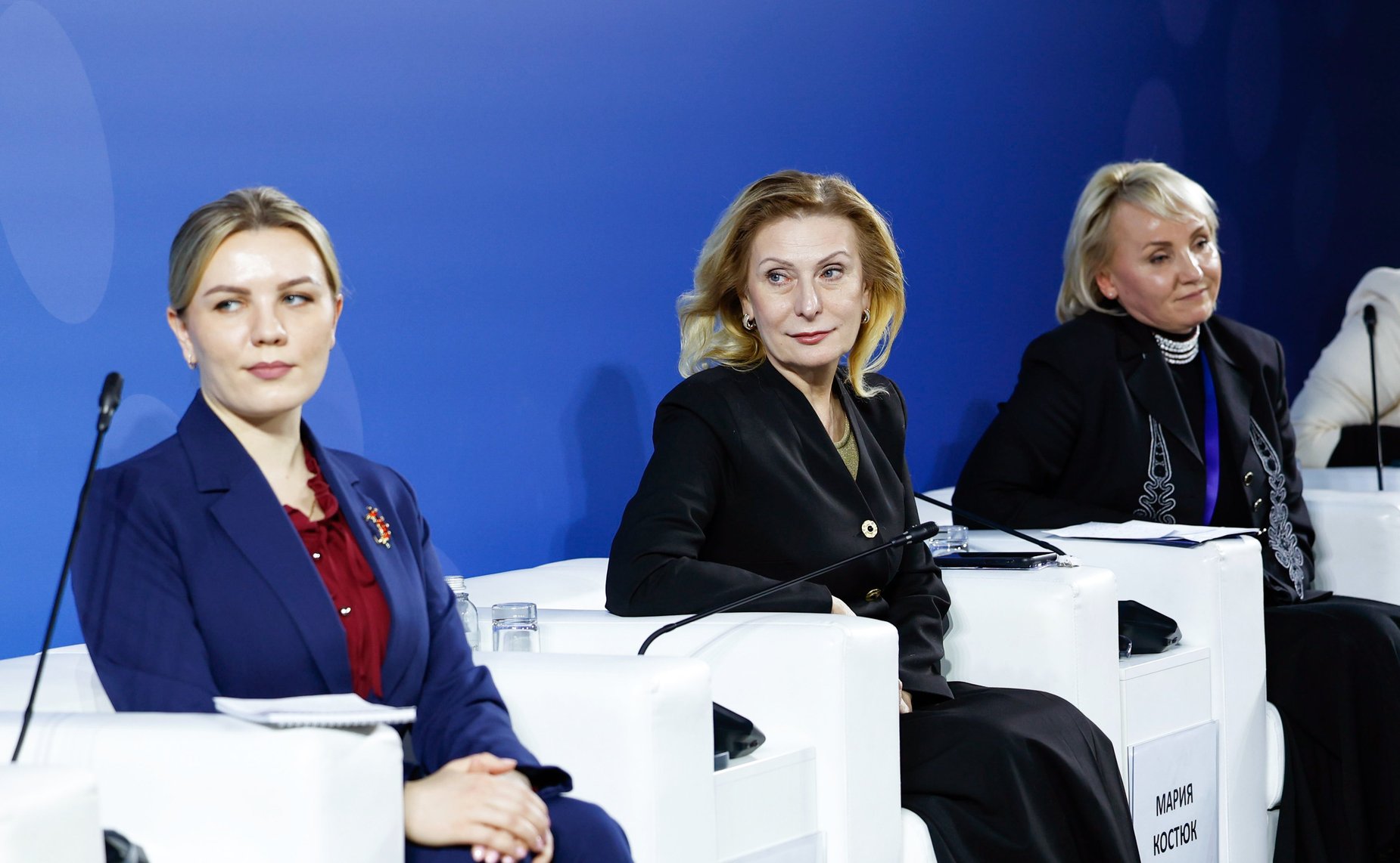 Заместитель Председателя Совета Федерации Инна Святенко приняла участие в заседании сессии «Государственная служба: женский взгляд»