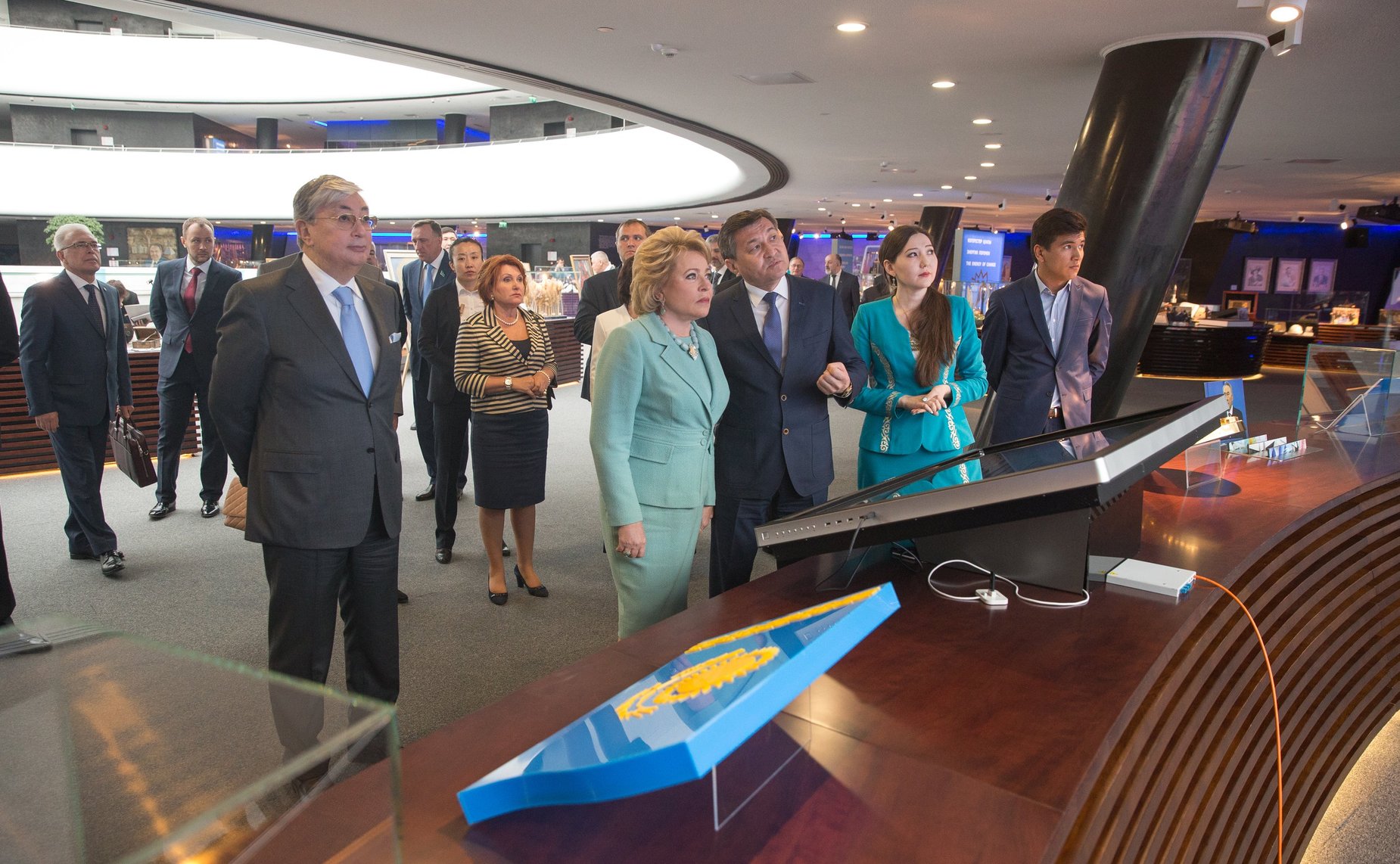 В. Матвиенко в библиотеке первого президента-Лидера Нации в Казахстане