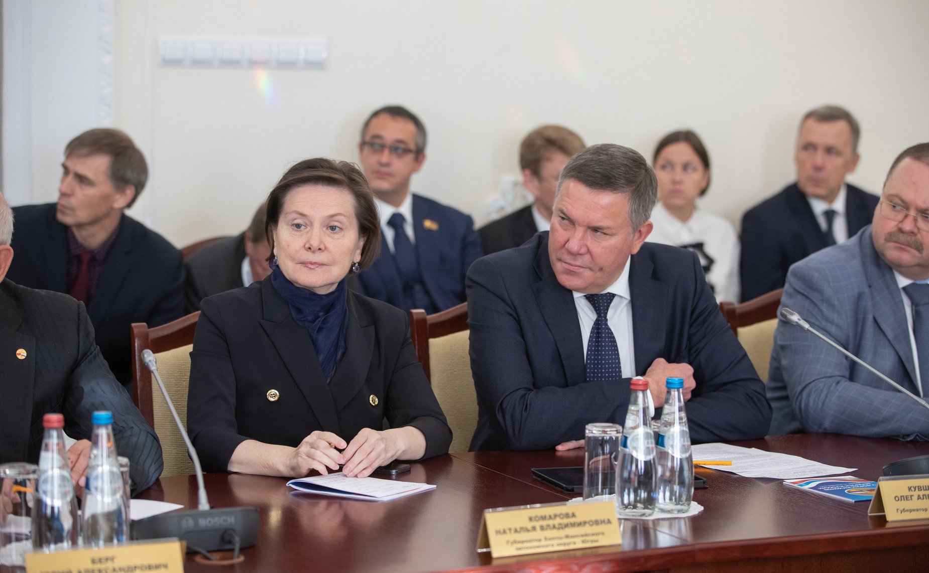 В. Матвиенко и М. Мясникович провели совместную встречу с руководителями субъектов России и Беларуси