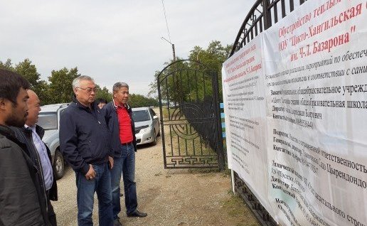 Б. Жамсуев осмотрел объекты, строящиеся в рамках реализации нацпроектов и региональных программ в Агинском районе Забайкалья