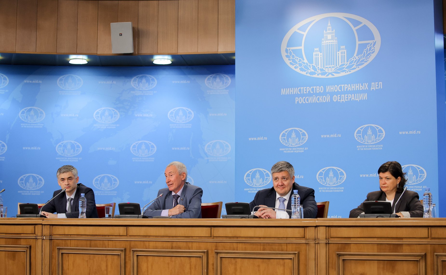 Андрей Климов принял участие во встрече-брифинге с руководителями аккредитованных в Москве дипломатических представительств стран Лиги арабских государств