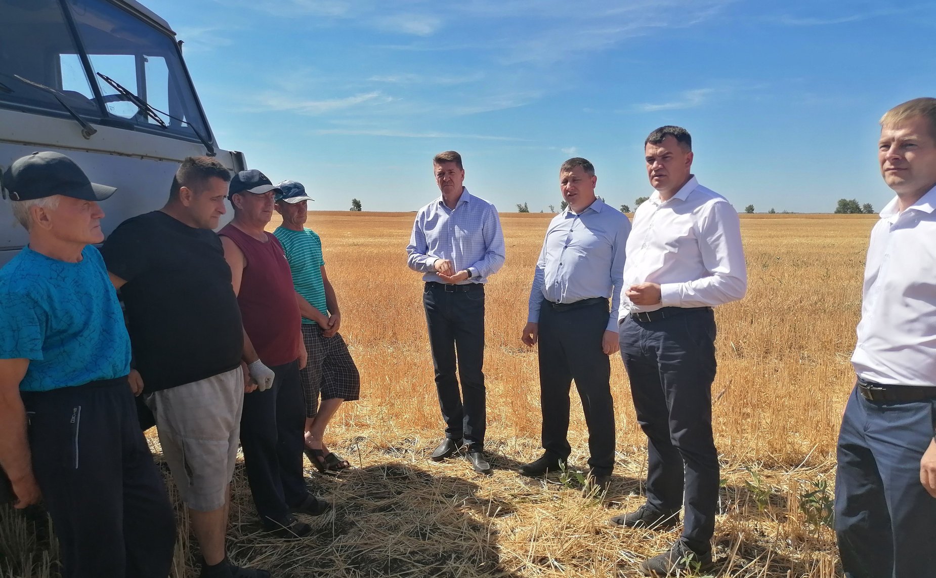Андрей Шевченко совершил рабочую поездку в Шарлыкский район Оренбургской области