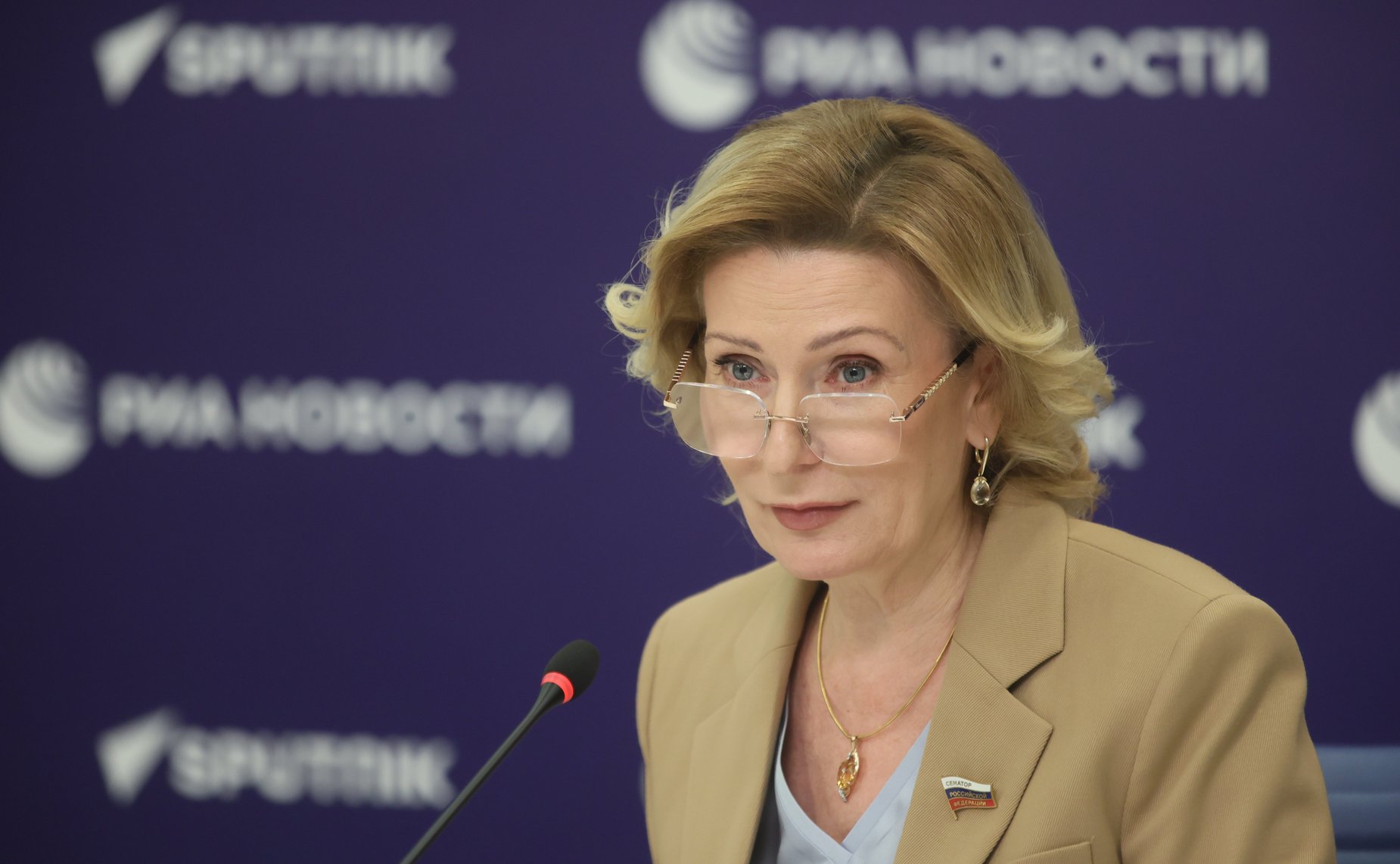 Инна Святенко