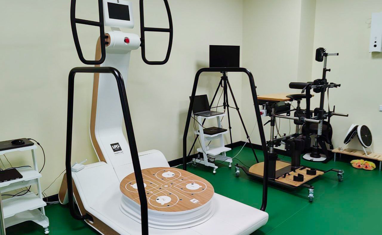 Сенаторы РФ посетили Больницу медицинской реабилитации