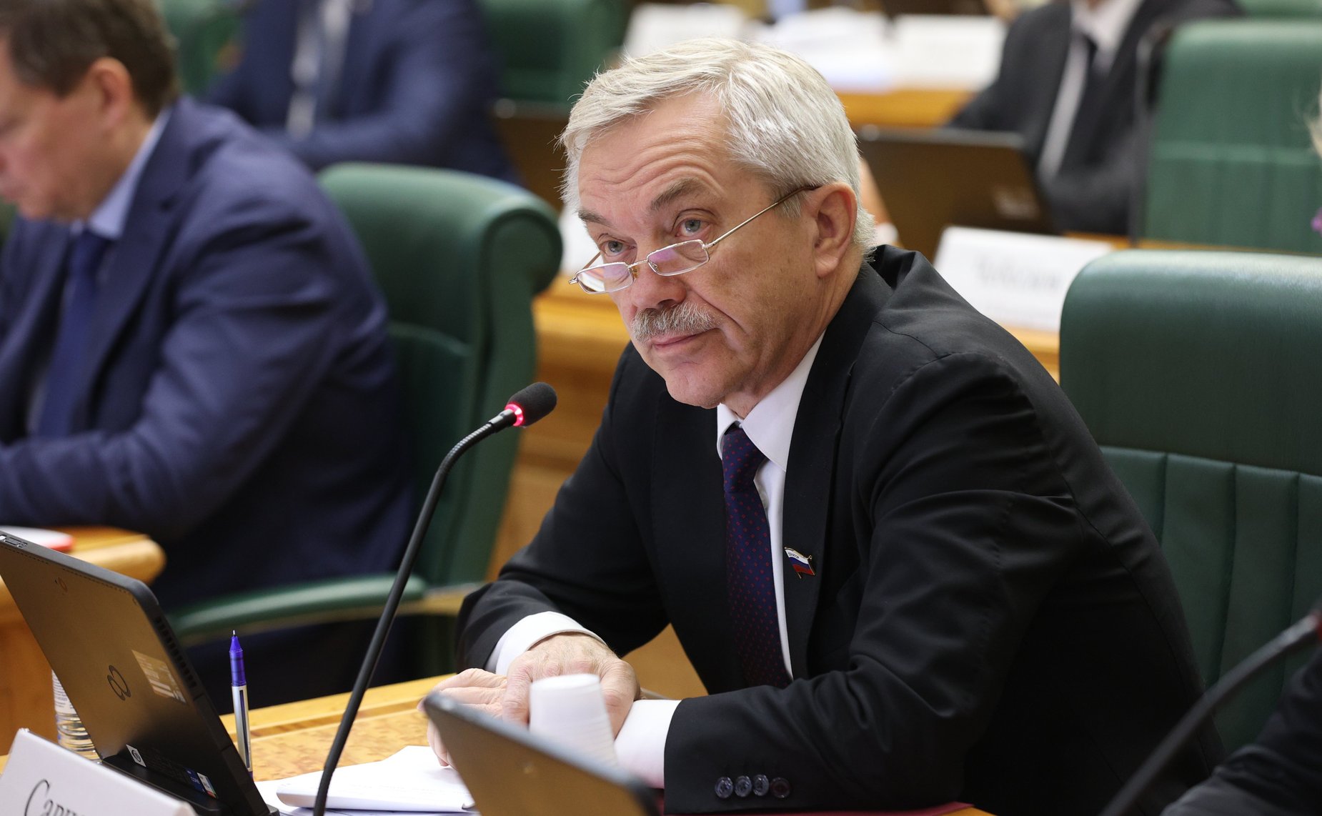 Евгений Савченко